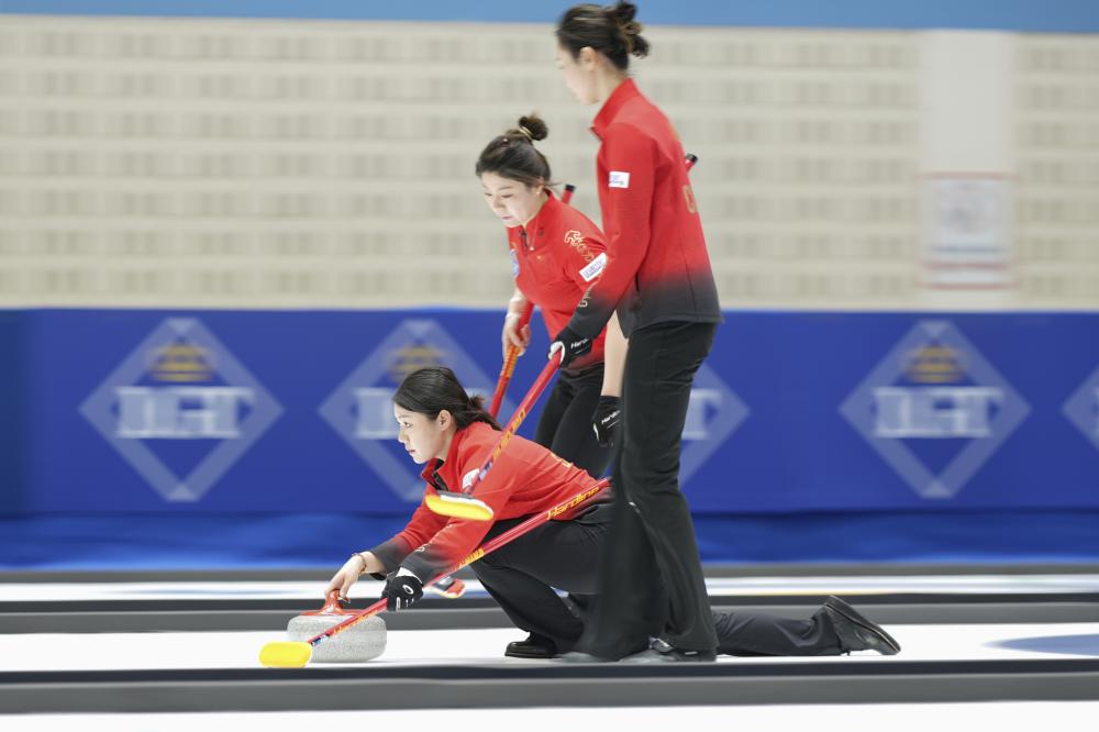 西甲战报：塔雷加乌龙，杜罗绝平，瓦伦西亚1-1平塞维利亚