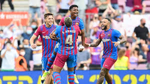 “湘超”短剧《我在野生球场当门神》开机，预计12月中旬上线