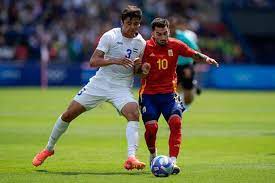 兰杜奇：上半场我们没拉开阵型宽度，踢得有点像一群小鸡